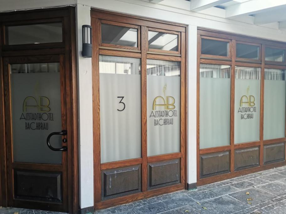 Altstadthotel Bachbraeu فايلهايم إن أوبربايرن المظهر الخارجي الصورة