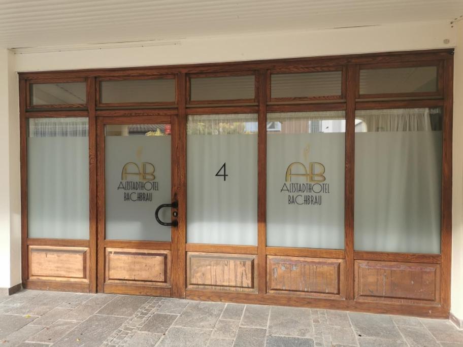 Altstadthotel Bachbraeu فايلهايم إن أوبربايرن المظهر الخارجي الصورة