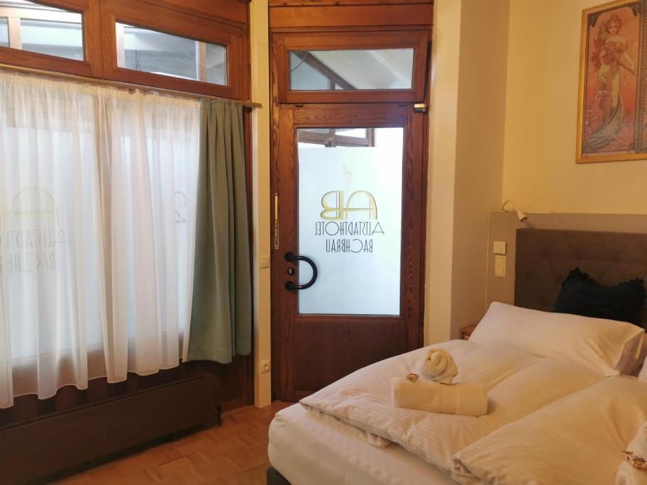 Altstadthotel Bachbraeu فايلهايم إن أوبربايرن المظهر الخارجي الصورة